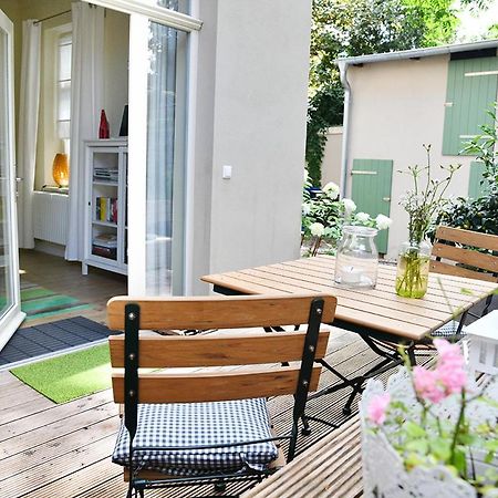 Jethon Studio-Appartement Im Gruenen Bernburg Exterior foto