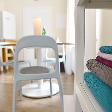 Jethon Studio-Appartement Im Gruenen Bernburg Exterior foto
