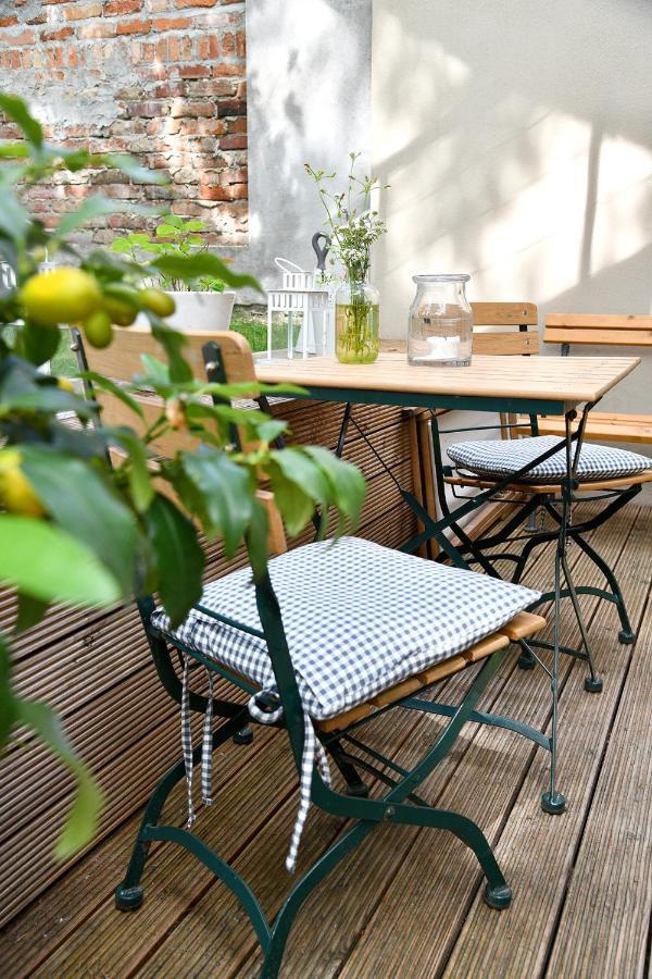 Jethon Studio-Appartement Im Gruenen Bernburg Exterior foto