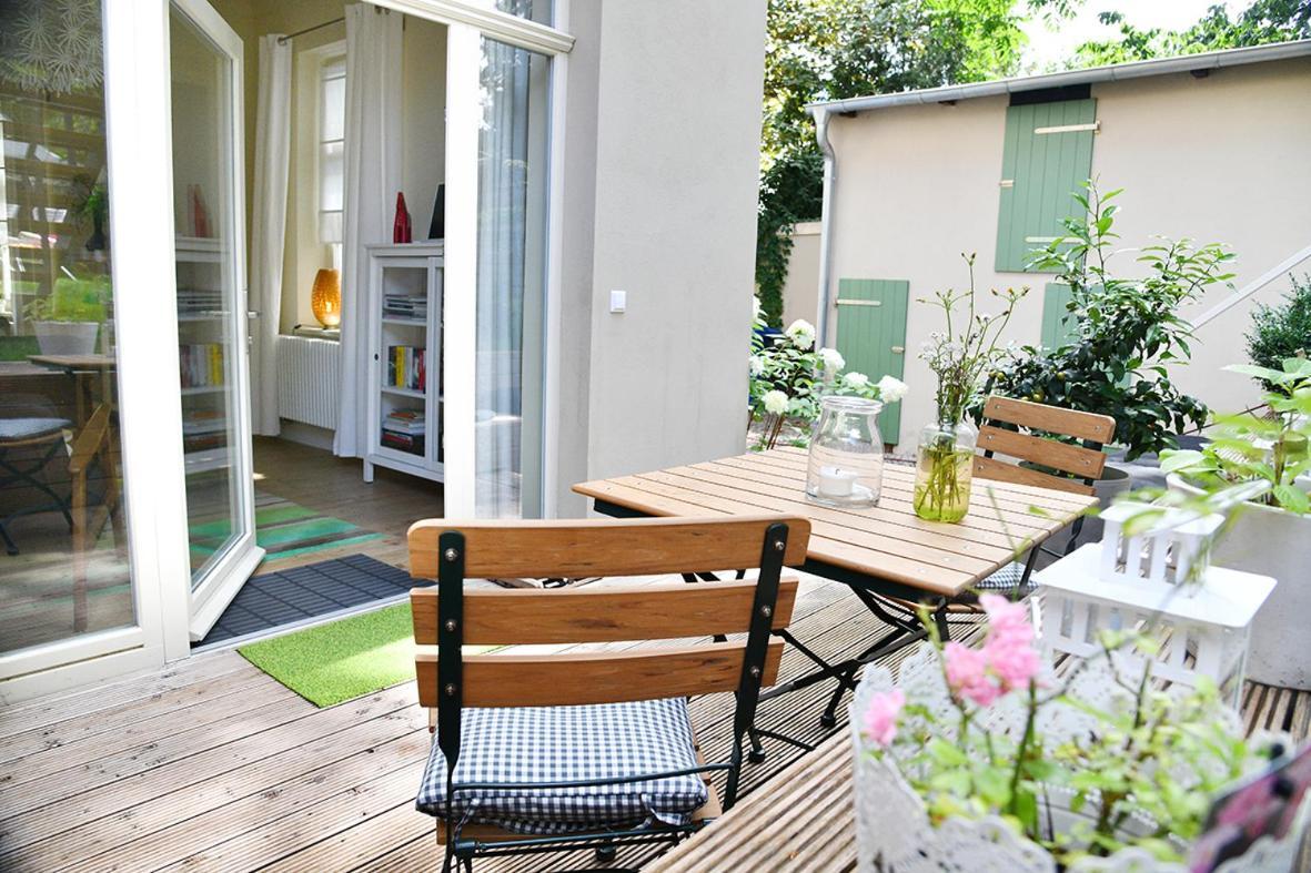 Jethon Studio-Appartement Im Gruenen Bernburg Exterior foto
